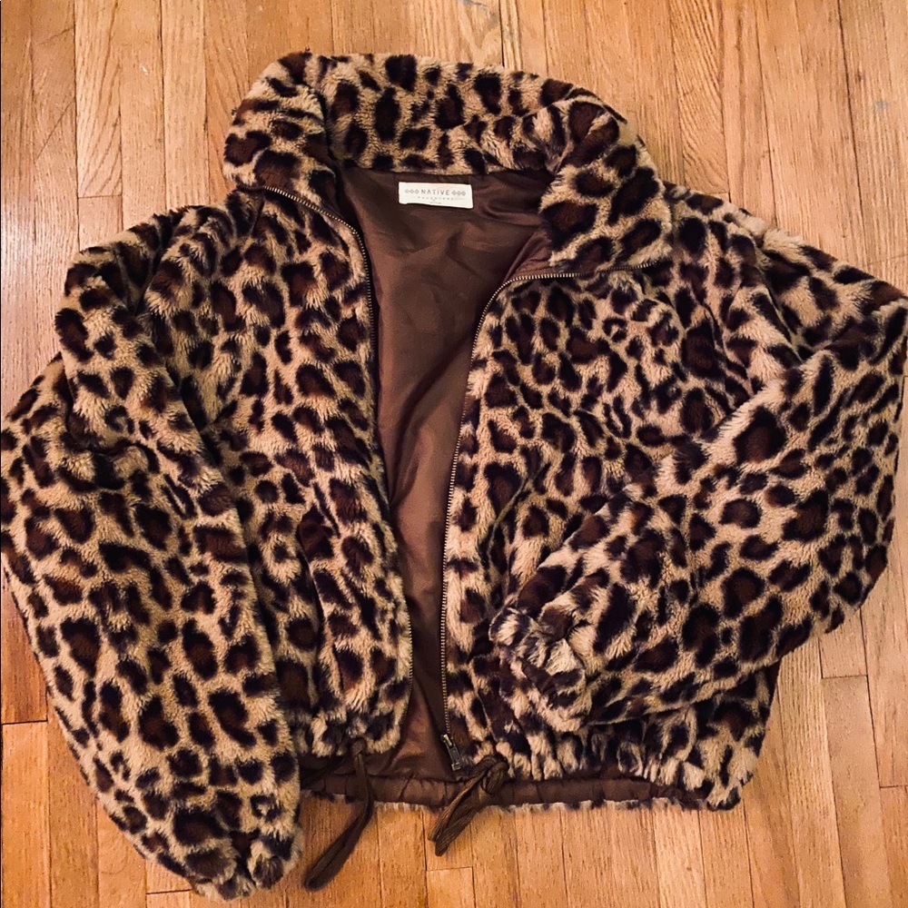 Super fun and cute cheetah jacket!